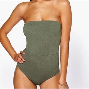 Boohoo Green Strapless Bodysuit